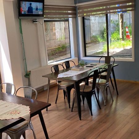 Hostal Sur Y Magia Coyhaique Esterno foto